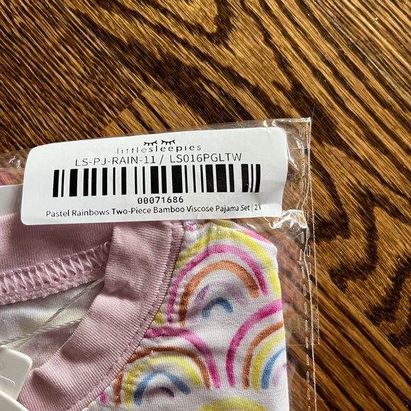 NWT little Sleepies 2 piece pjs - pink rainbows size 2T - Picture 2 of 3